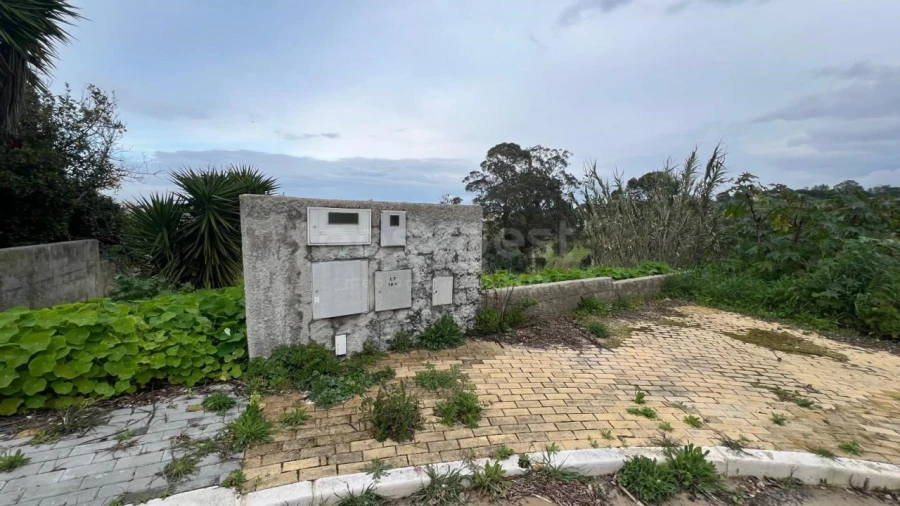 Terreno para Venda em Caparica e Trafaria