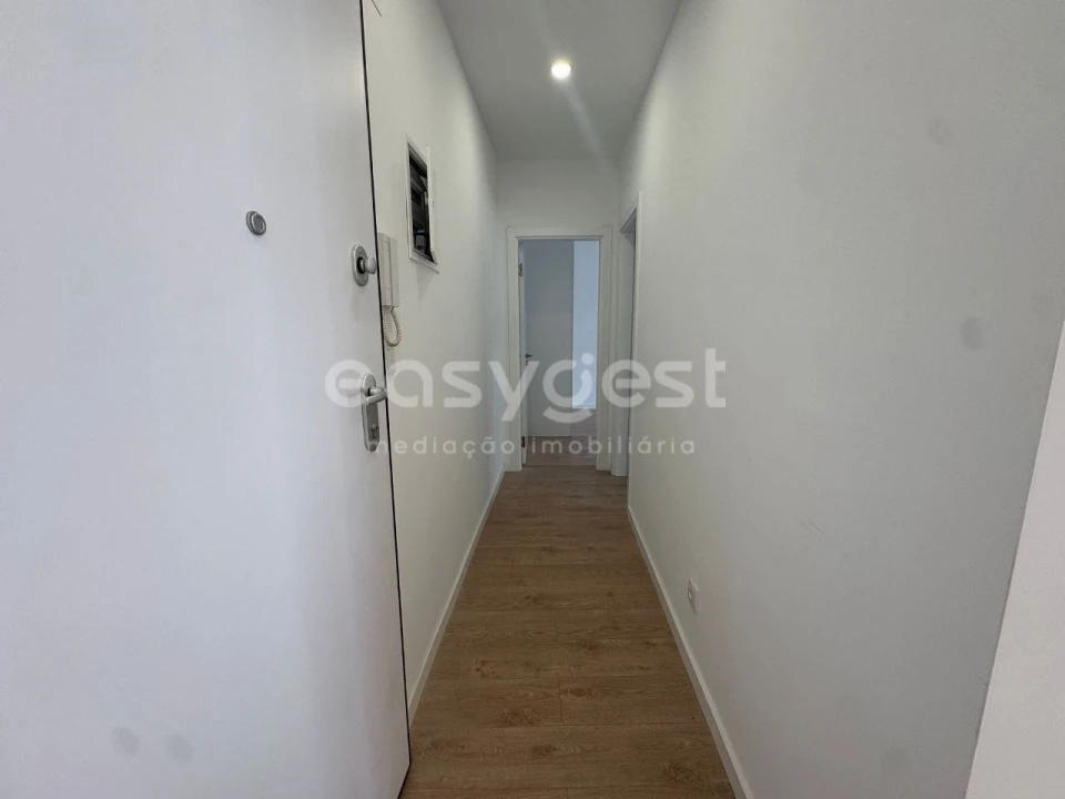 Apartamento T2 para Venda em Almada, Cova da Piedade, Pragal e Cacilhas Foto 7