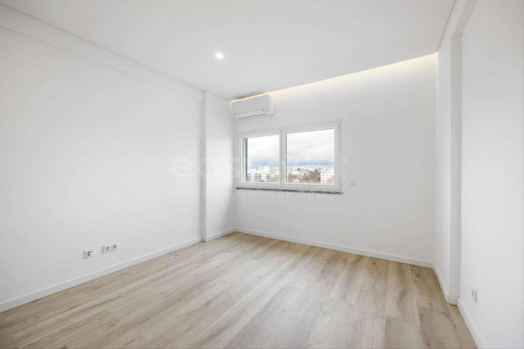 Apartamento T3 para Venda em União das Freguesias de Setúbal Foto 10