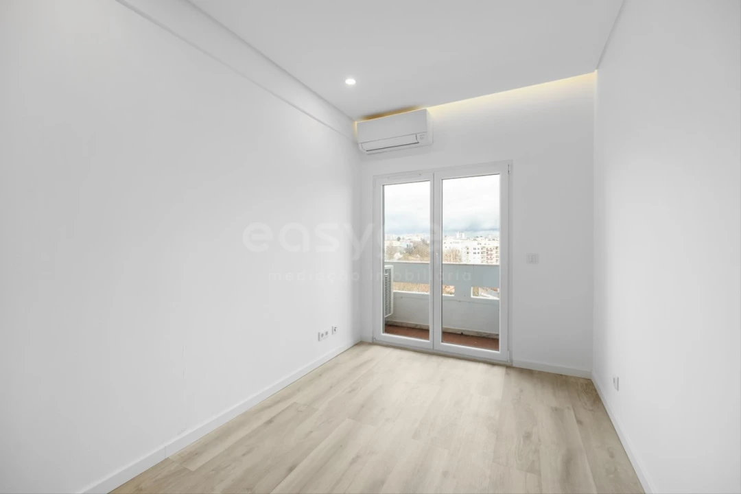 Apartamento T3 para Venda em União das Freguesias de Setúbal Foto 13