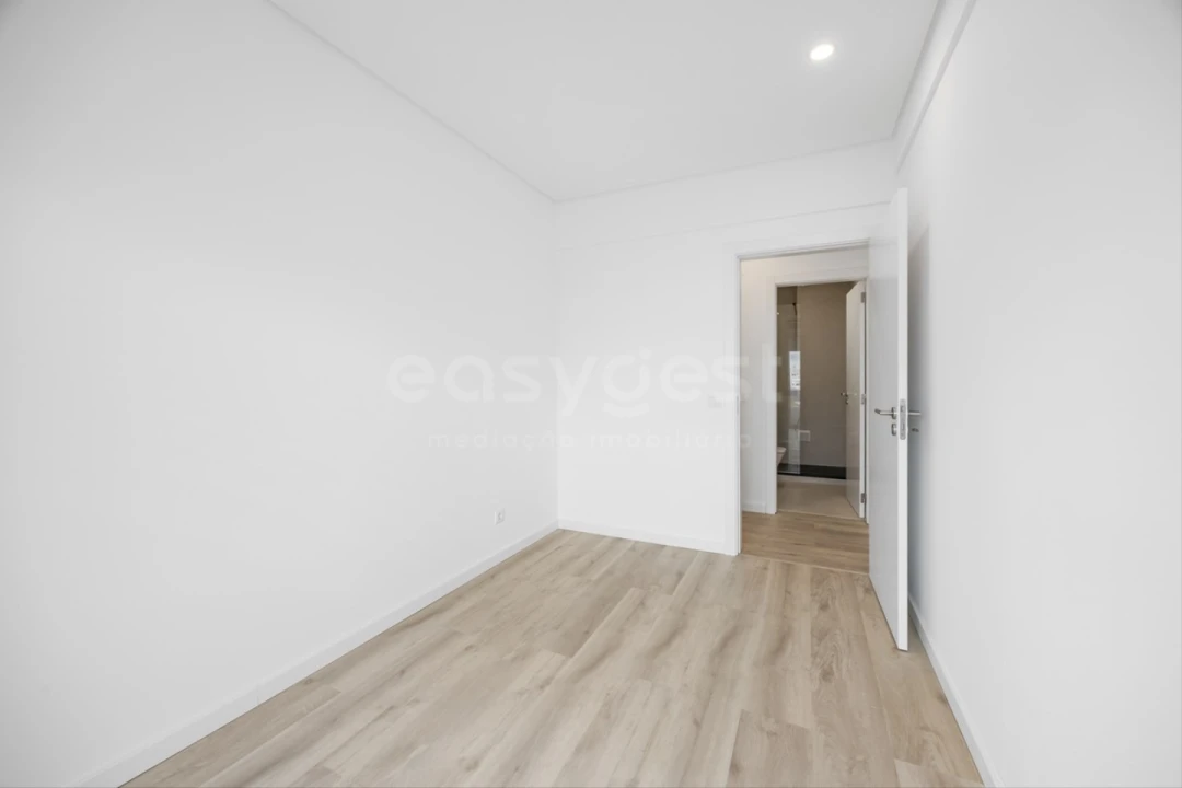 Apartamento T3 para Venda em União das Freguesias de Setúbal Foto 14