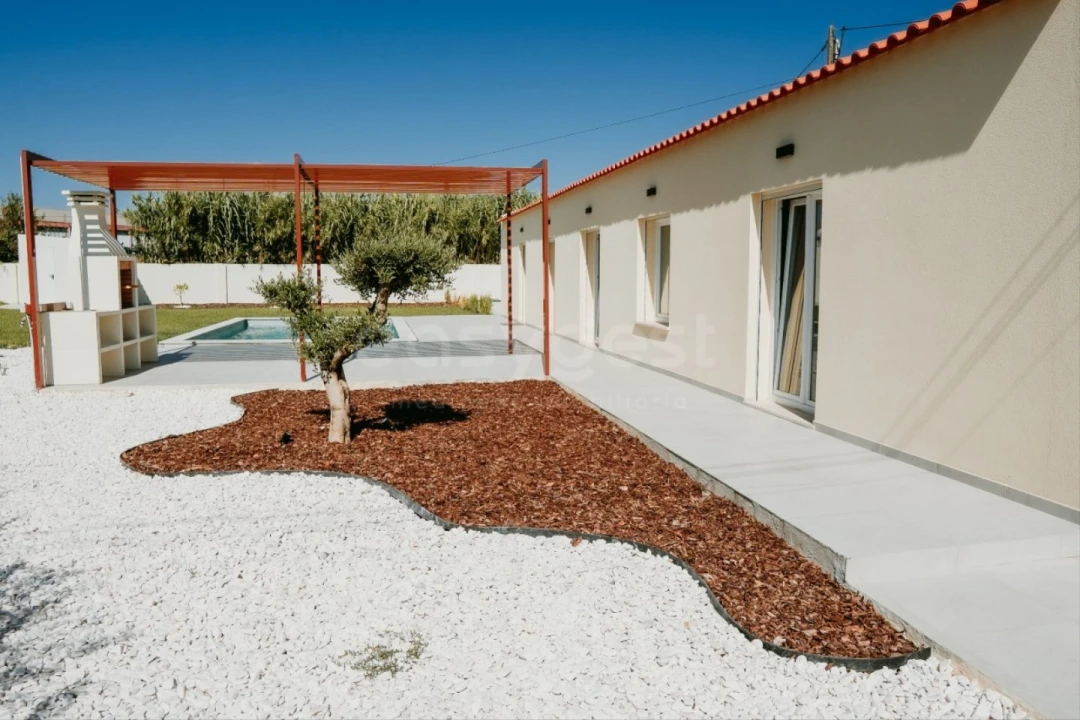 Moradia T3 para Venda em Almargem do Bispo, Pêro Pinheiro e Montelavar Foto 23