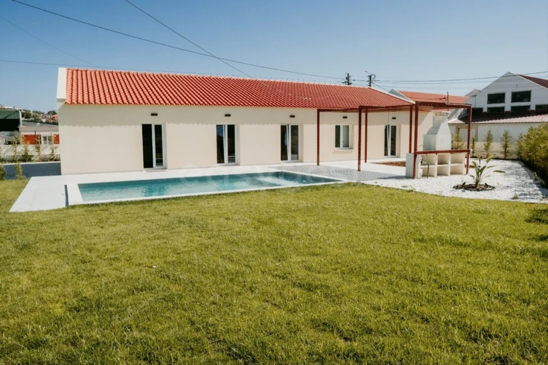 Moradia T3 para Venda em Almargem do Bispo, Pêro Pinheiro e Montelavar Foto 30