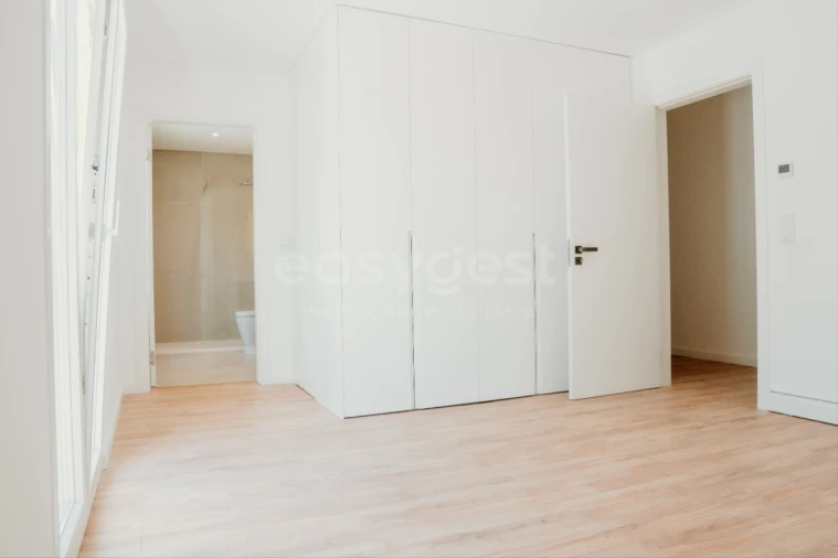 Moradia T3 para Venda em Almargem do Bispo, Pêro Pinheiro e Montelavar Foto 2