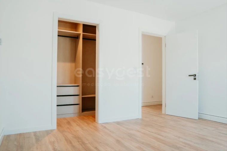 Moradia T3 para Venda em Almargem do Bispo, Pêro Pinheiro e Montelavar Foto 27