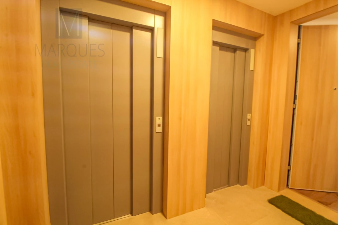 Apartamento T3 para Venda em Laranjeiro e Feijó Foto 32