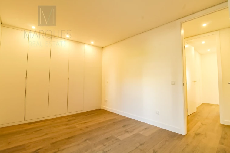 Apartamento T3 para Venda em Laranjeiro e Feijó Foto 16