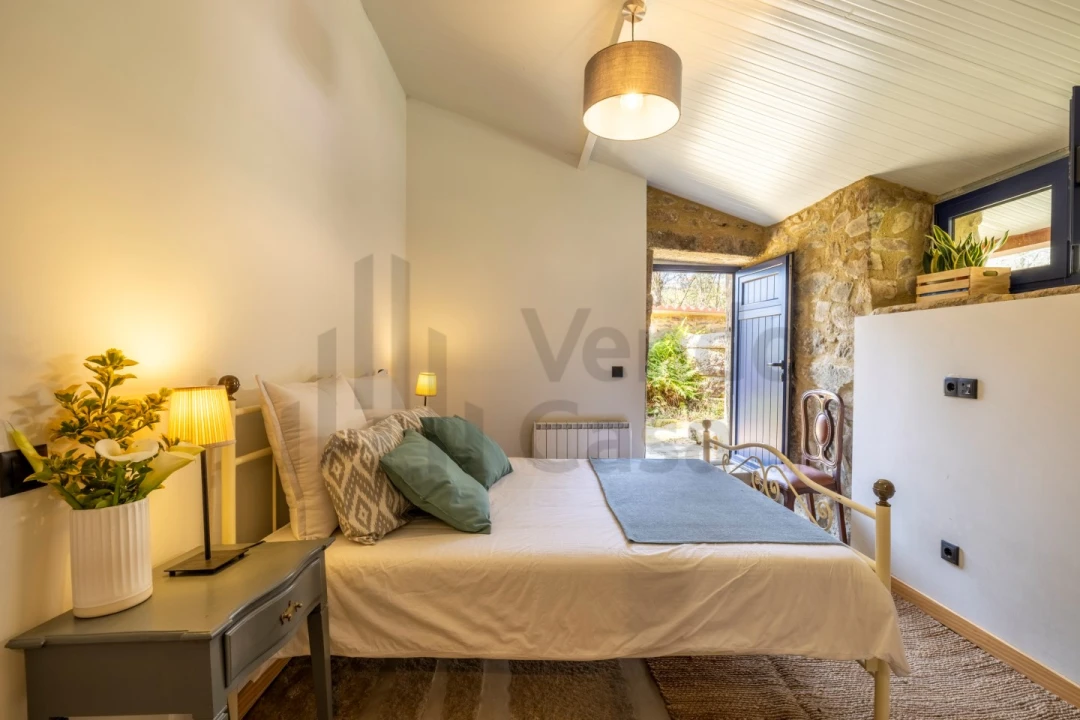 Quinta T4 para Venda em Moure Foto 4