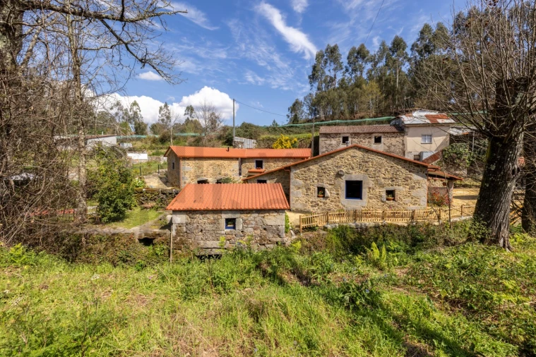 Quinta T4 para Venda em Moure Foto 41