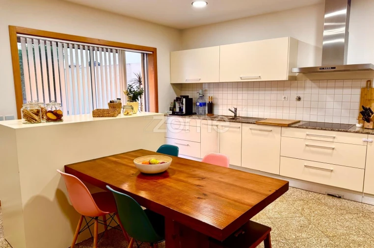 Moradia T4 para Venda em Folgosa Foto 18