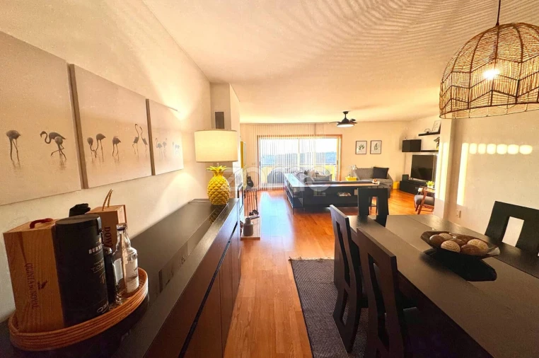 Moradia T4 para Venda em Folgosa Foto 6