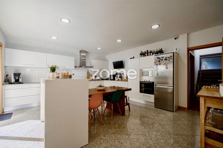 Moradia T4 para Venda em Folgosa Foto 15