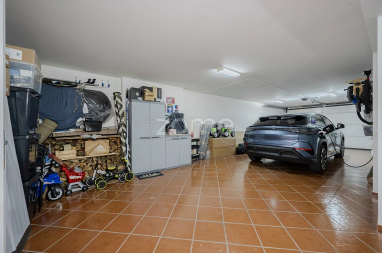 Moradia T4 para Venda em Folgosa Foto 40