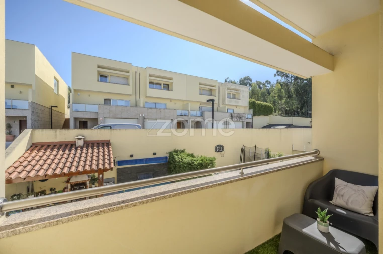 Moradia T4 para Venda em Folgosa Foto 42