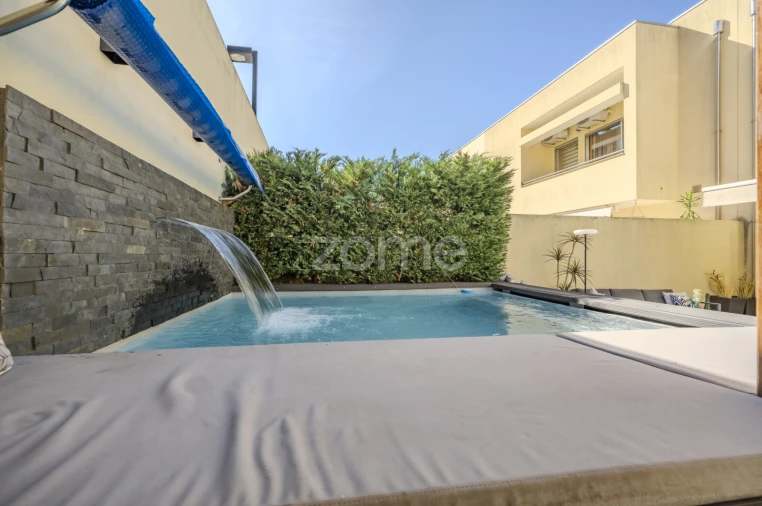 Moradia T4 para Venda em Folgosa Foto 49