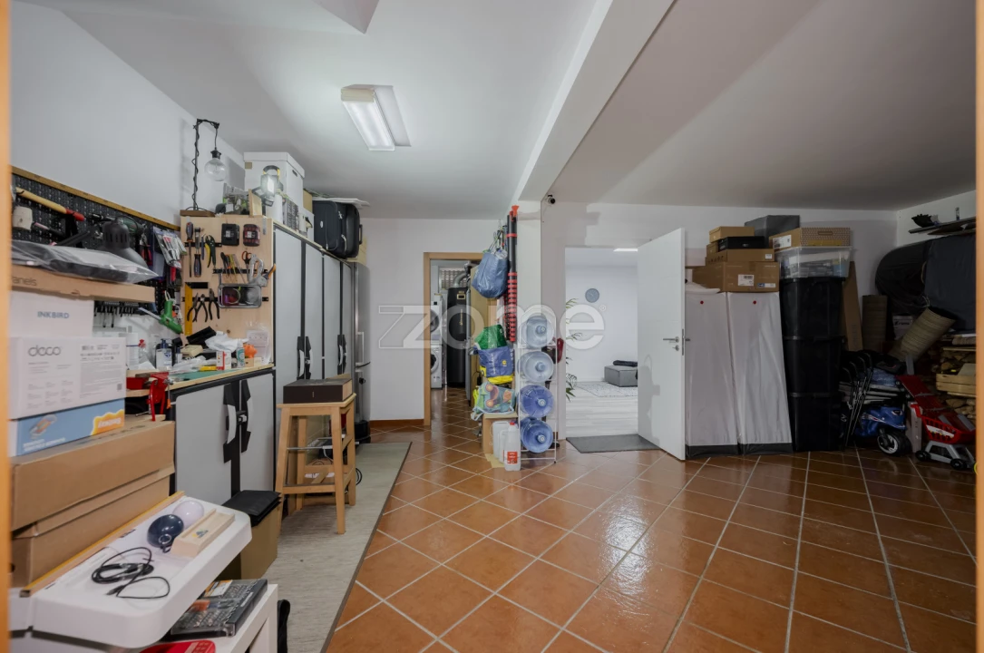 Moradia T4 para Venda em Folgosa Foto 41