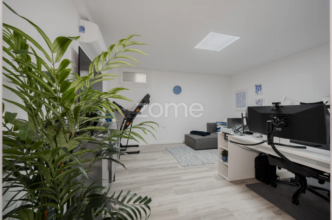 Moradia T4 para Venda em Folgosa Foto 38