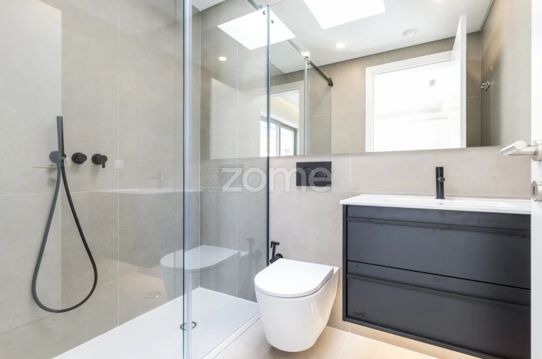 Moradia T4 para Venda em Barcarena Foto 30