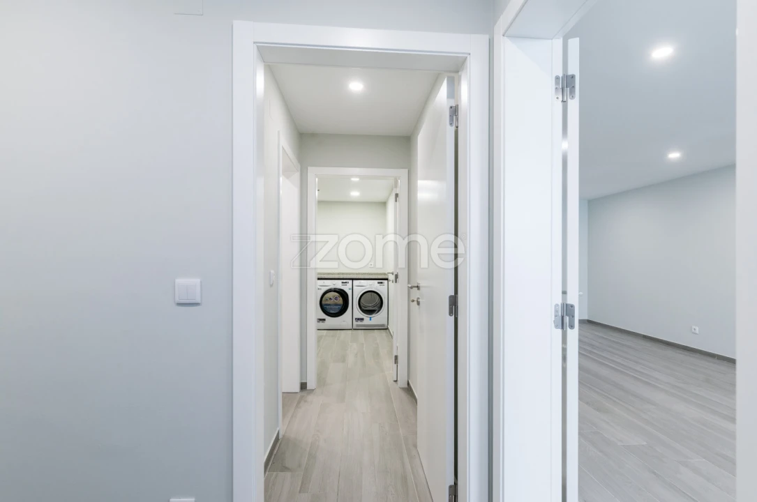 Moradia T4 para Venda em Barcarena Foto 39