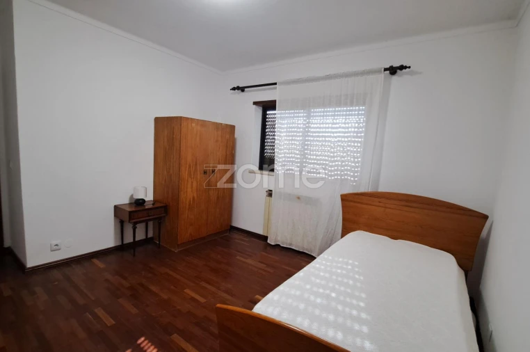 Moradia T1 para Arrendamento em Marrazes e Barosa Foto 3