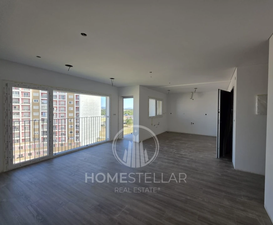 Apartamento T3 para Venda em Corroios Foto 1