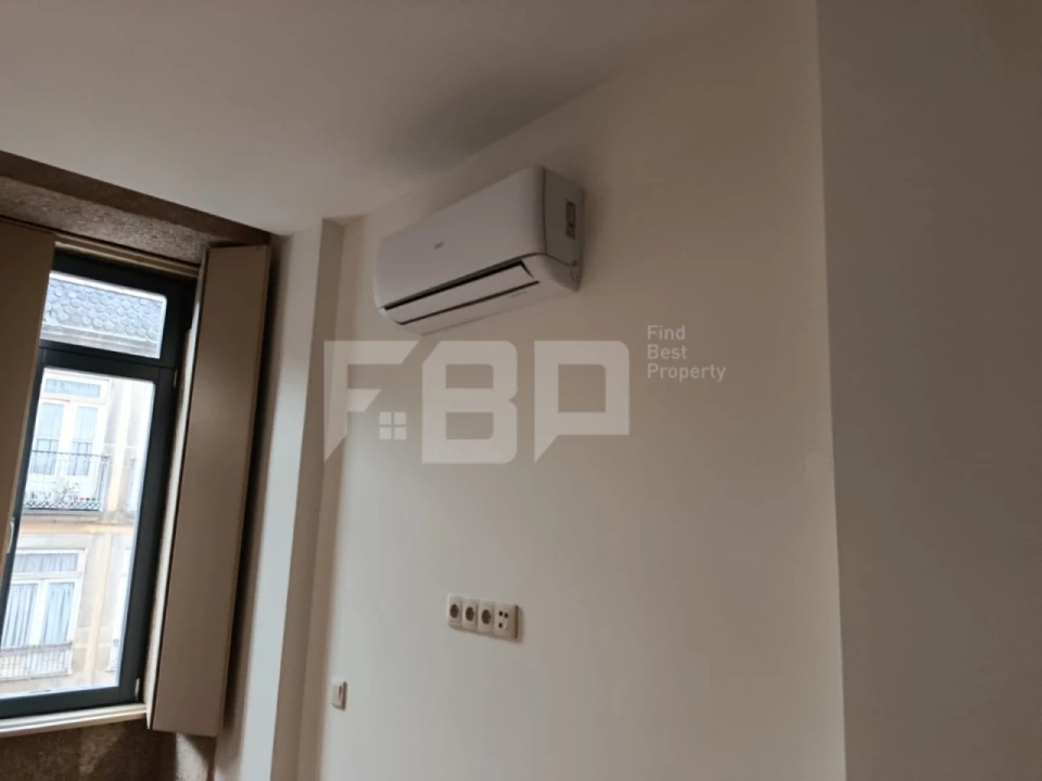 Apartamento para Venda em Cedofeita, Santo Ildefonso, Sé, Miragaia, São Nicolau e Vitória Foto 4