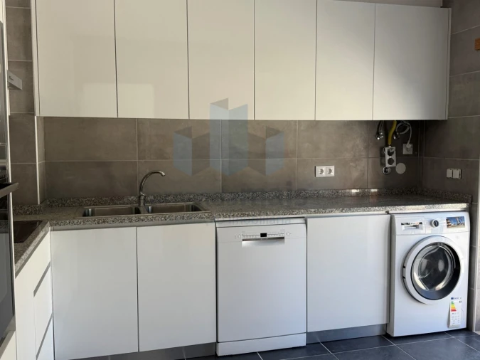 Apartamento T3 para Venda em Eiras e São Paulo de Frades Foto 1