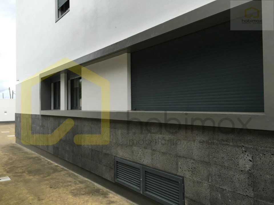 Apartamento T2 para Venda em Fajã de Baixo Foto 2