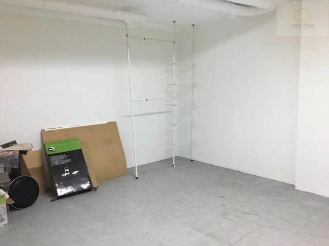 Apartamento T2 para Venda em Fajã de Baixo Foto 25