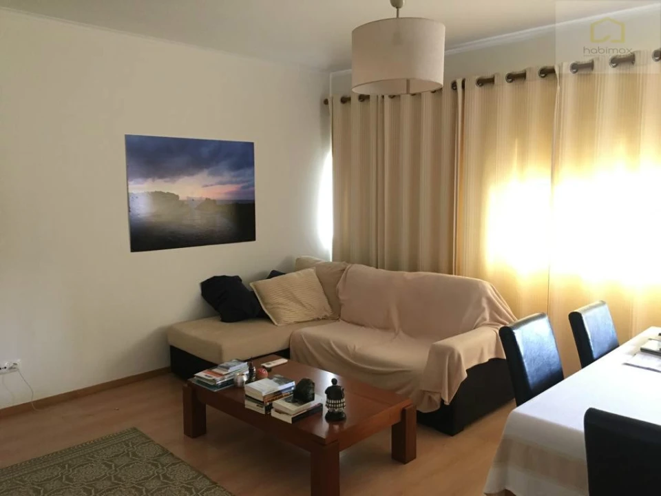 Apartamento T1 para Venda em Fajã de Baixo Foto 11