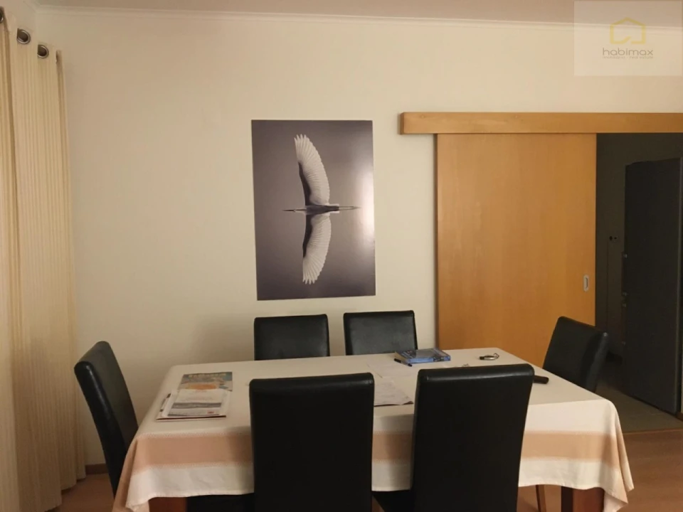 Apartamento T1 para Venda em Fajã de Baixo Foto 7