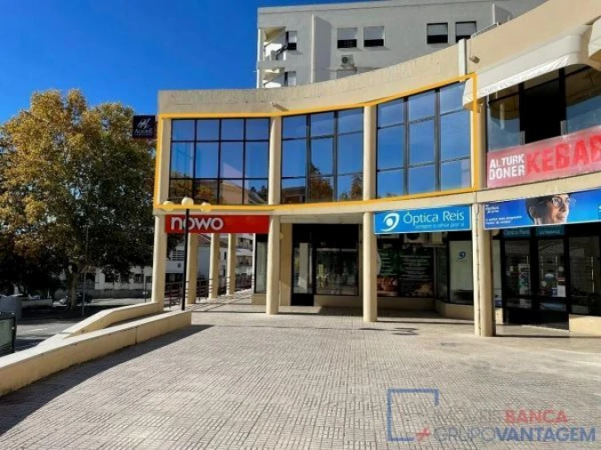 Loja para Venda em Sé e São Lourenço Foto 4