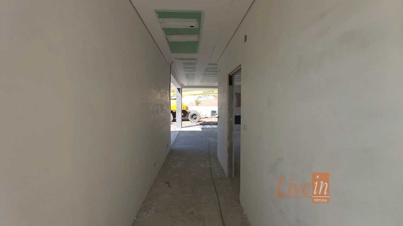 Quinta T4 para Venda em Azueira e Sobral da Abelheira Foto 10