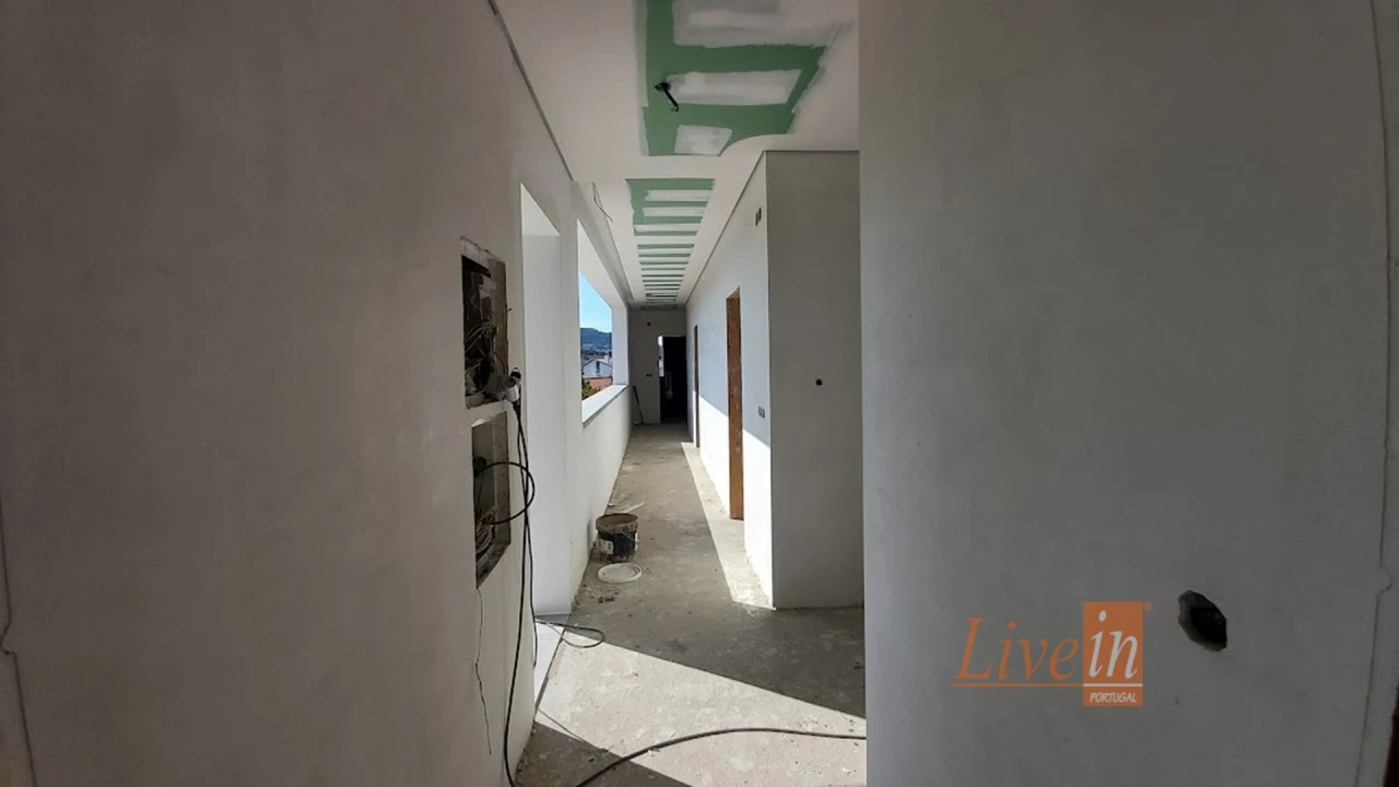 Quinta T4 para Venda em Azueira e Sobral da Abelheira Foto 11