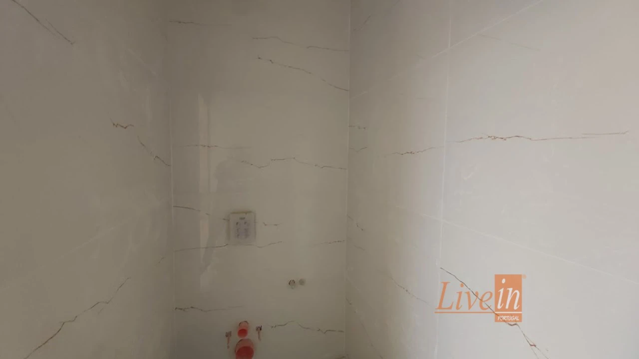 Quinta T4 para Venda em Azueira e Sobral da Abelheira Foto 12