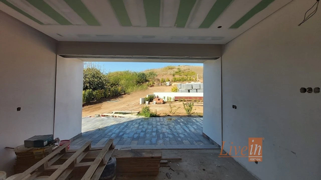 Quinta T4 para Venda em Azueira e Sobral da Abelheira Foto 24