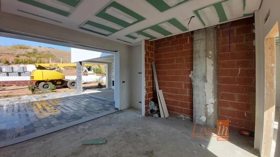 Quinta T4 para Venda em Azueira e Sobral da Abelheira Foto 18