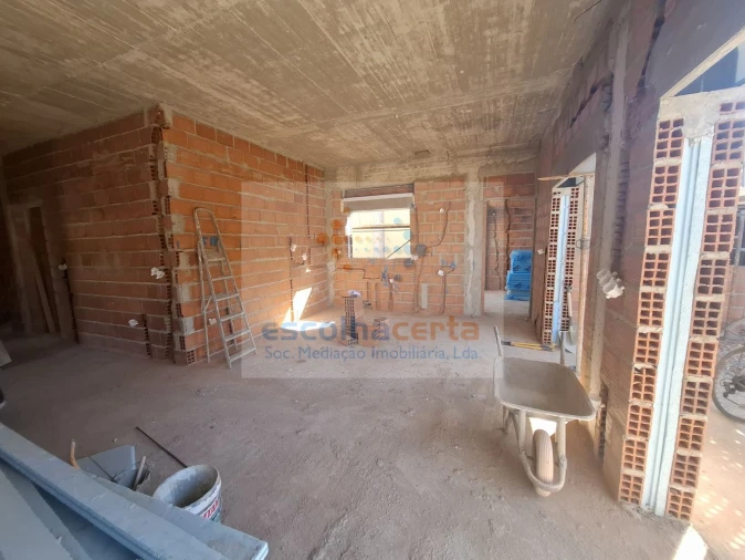 Moradia T4 para Venda em Fernao Ferro Foto 8