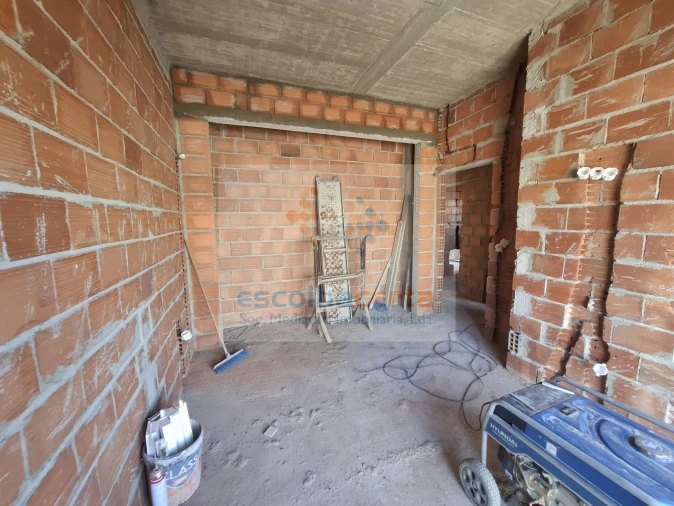 Moradia T4 para Venda em Fernao Ferro Foto 18