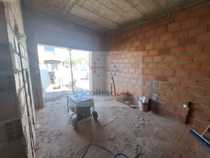 Moradia T4 para Venda em Fernao Ferro Foto 16