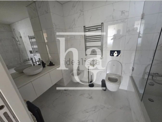 Apartamento T2 para Venda em Cidade da Maia Foto 18