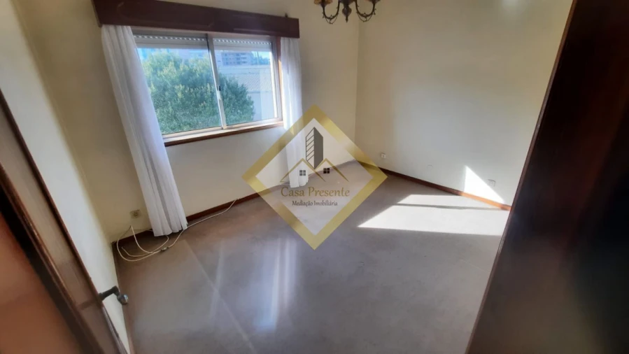 Apartamento T3 para Venda em Rio Tinto Foto 12