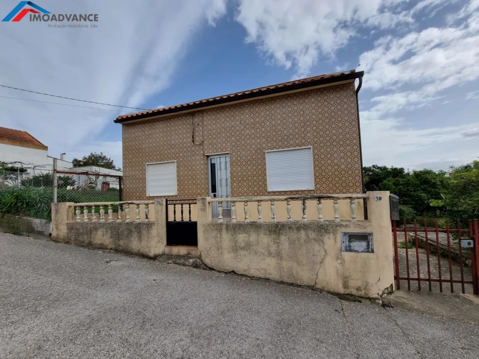 Moradia T2 para Venda em Vila Verde Foto 2