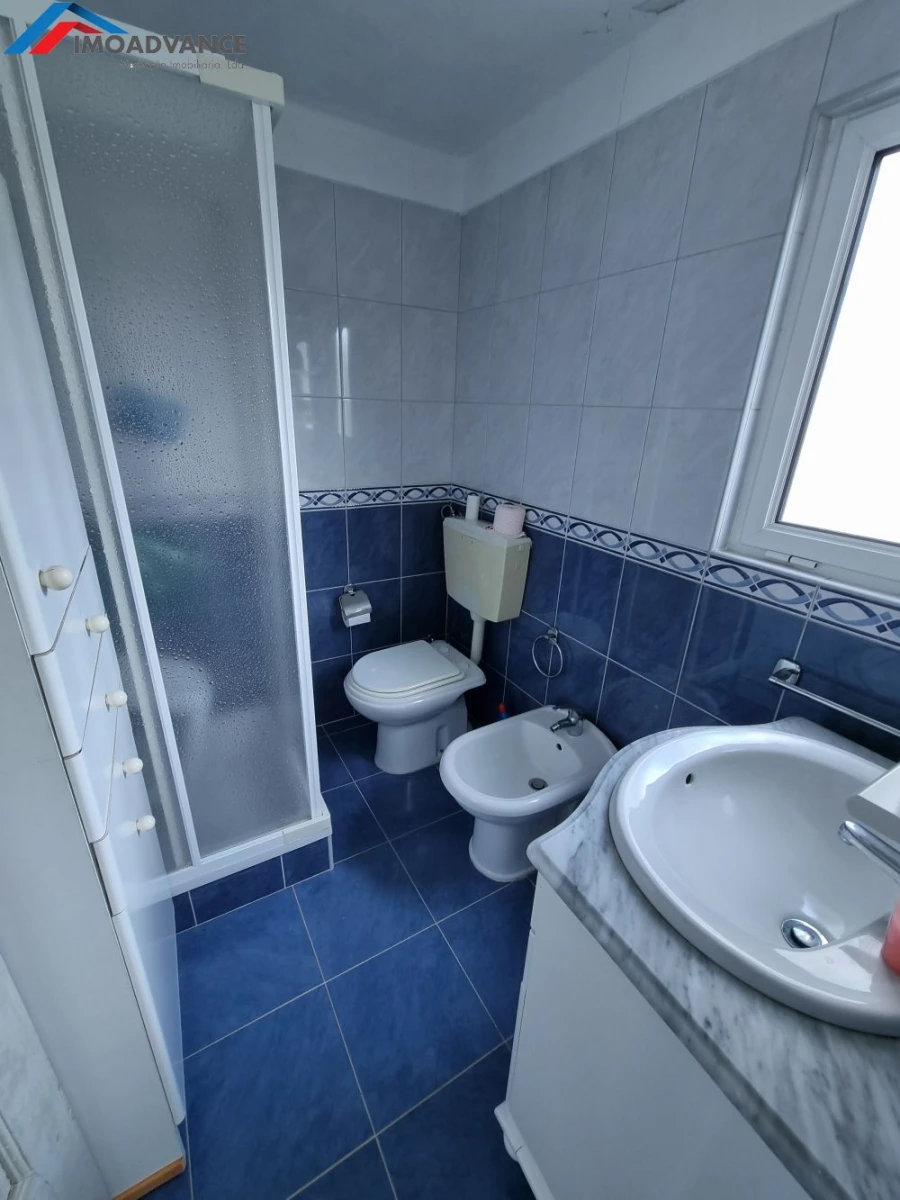 Moradia T2 para Venda em Vila Verde Foto 8