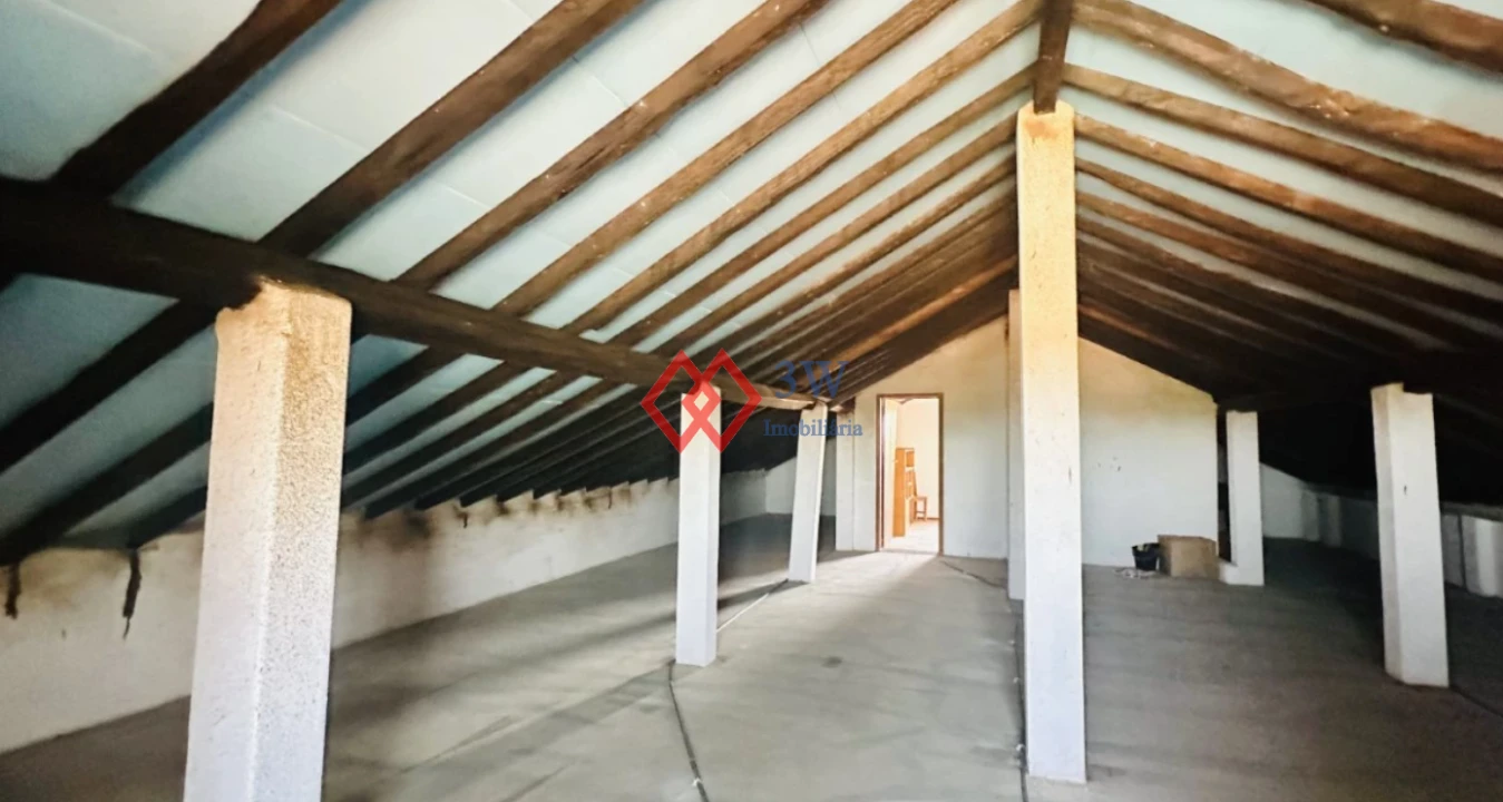 Moradia T4 para Venda em Pego Foto 39