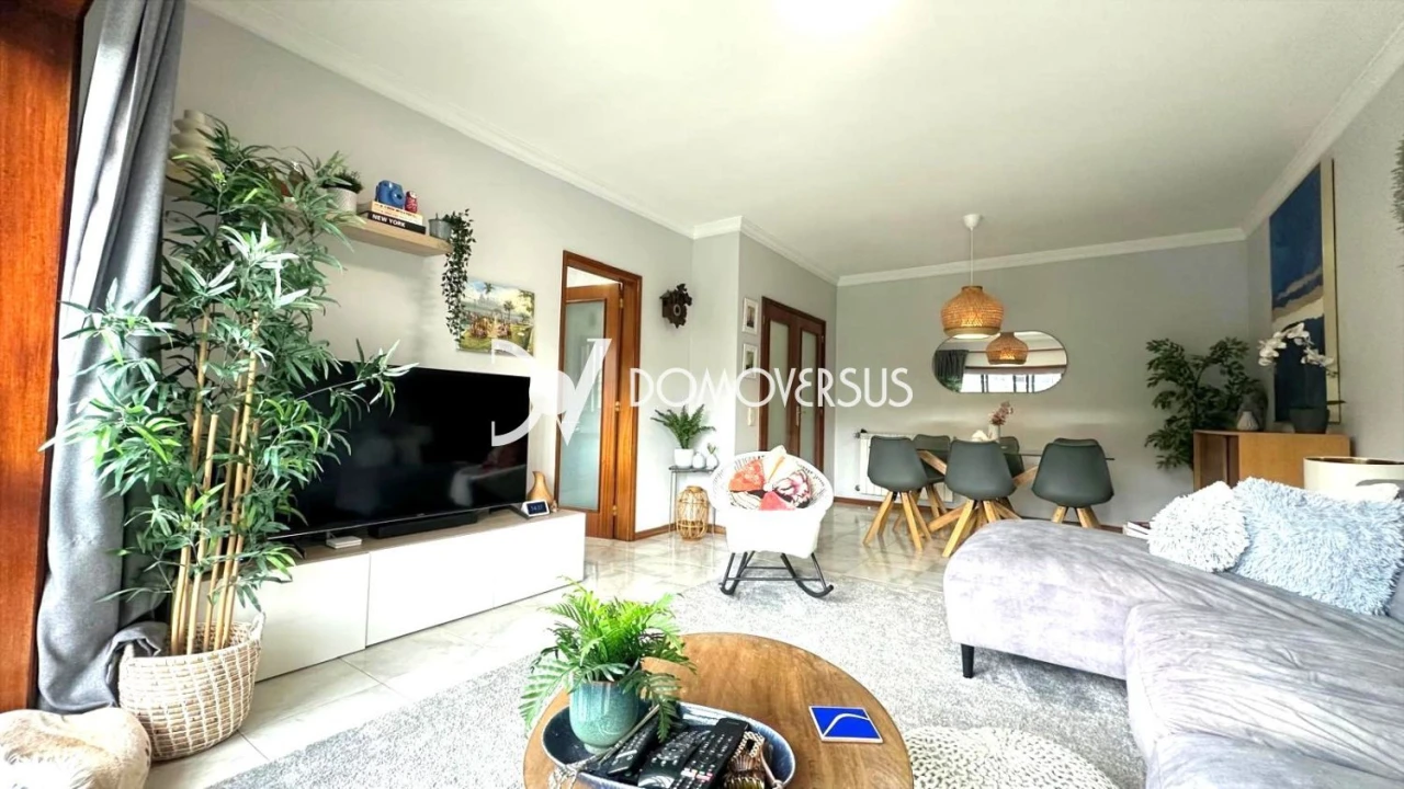 Apartamento T3 para Venda em Oliveira do Douro Foto 3