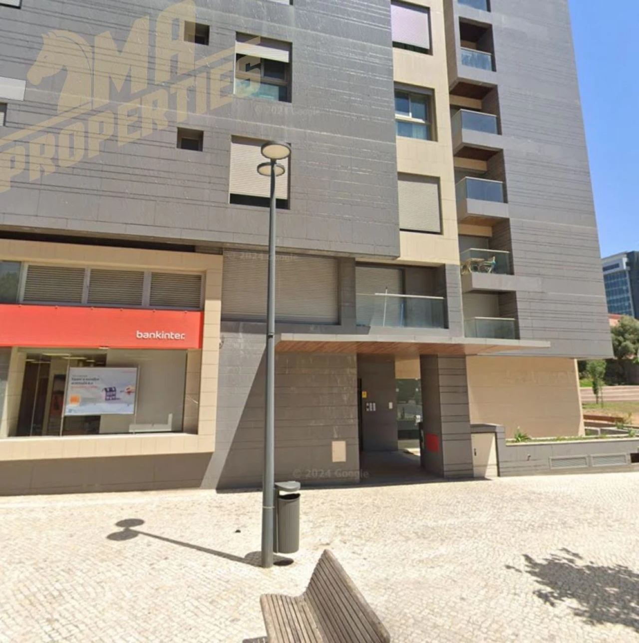 Loja para Venda em Campolide Foto 3