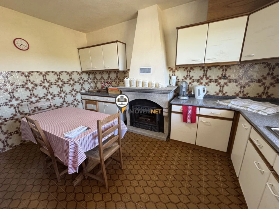 Moradia T3 para Venda em Orvalho Foto 2