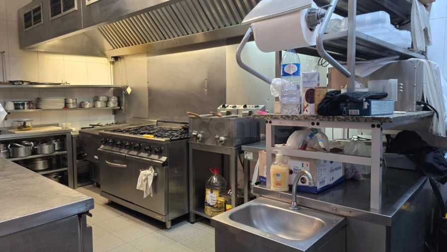 Loja para Trespasse em Ajuda Foto 5