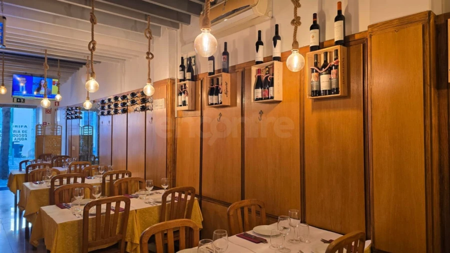 Loja para Trespasse em Ajuda Foto 4